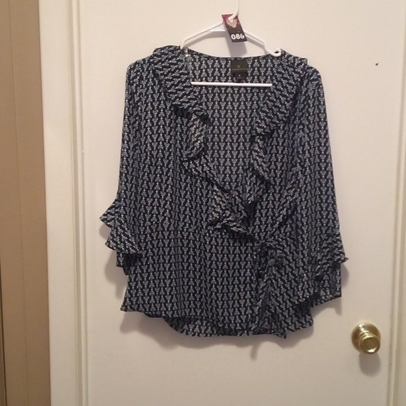 Worthington Floral Abstracted Wrapped Mid Sleeve Ruffled Wrap Top - Size Medium - Picture 1 of 8